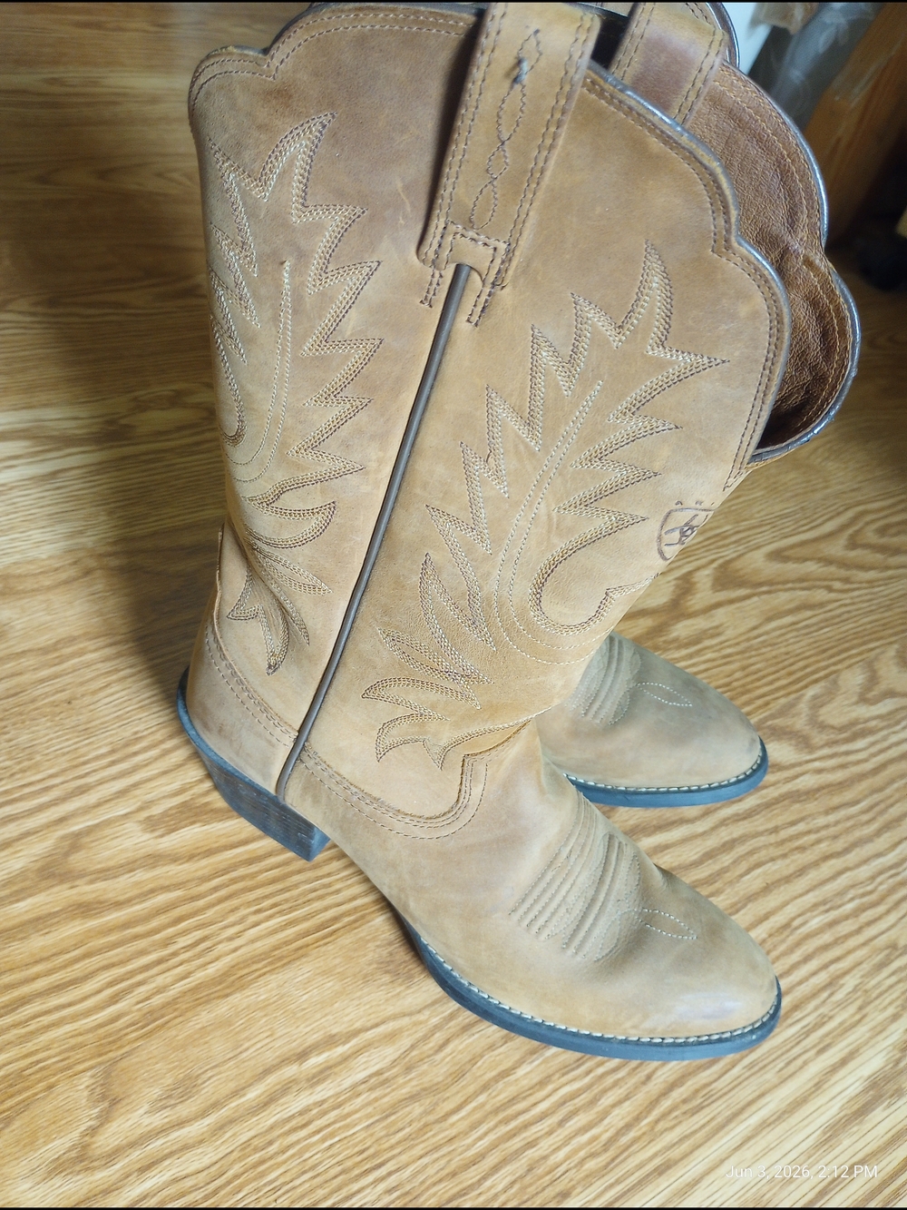 Ariat Tan Leather Western Cowboy Boots